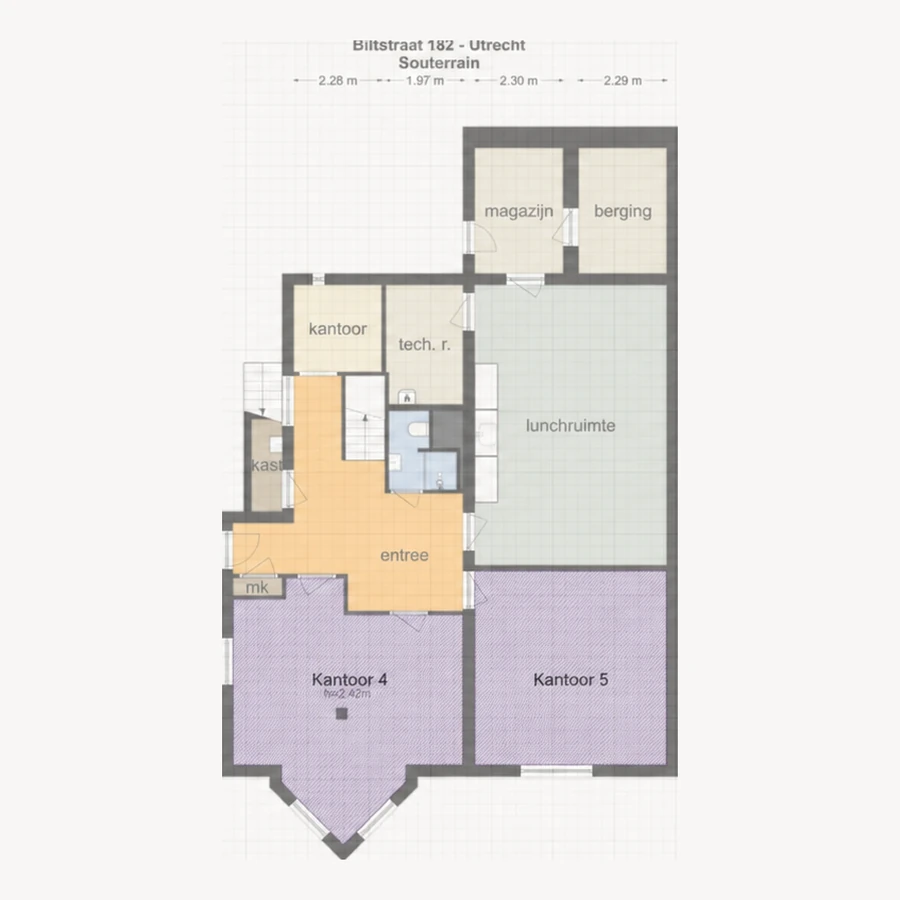 Plattegrond van het souterrain met kantoor 4 en 5 gemarkeerd